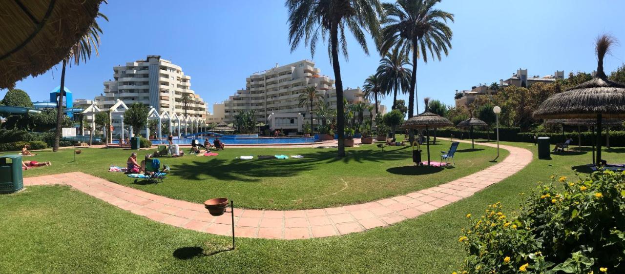 Benal Beach Suite, Parque Acuatico Y Vistas Al Mar Benalmádena Exterior foto
